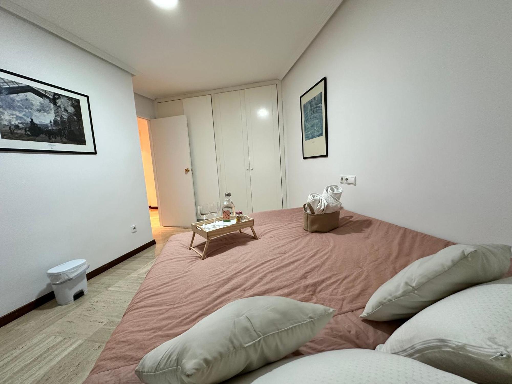 Moderna Habitacion En El Corazon De Alicante Exterior photo